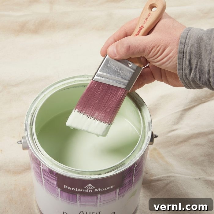 Fh22d Approved Benmoore Aura 04 08 001 Bath And Spa Paint