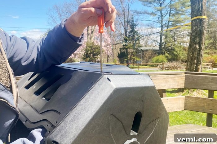 Vivosun Compost Bin Review The Best Outdoor Composter 2 putting together the Vivosun Compost Bin for efficient gardening