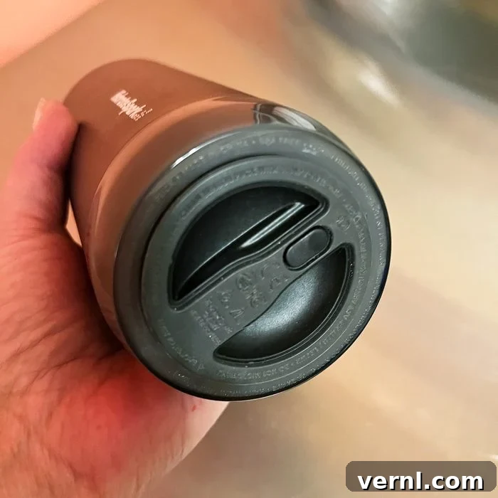 HidrateSpark Pro Smart Water Bottle Is It Worth The Hype 2 Img 5485 Hidratespark Pro Sheri Kaz Jvedit