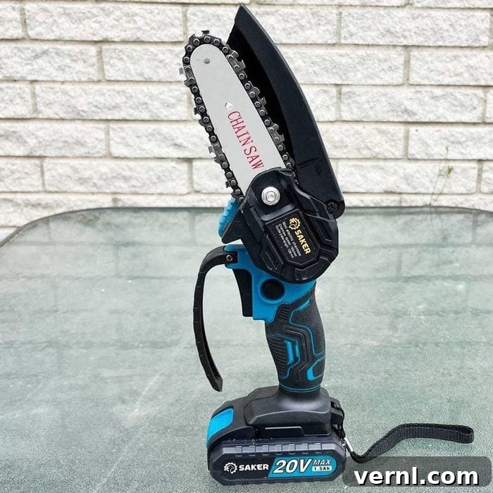 Saker Cordless Mini Chainsaw: One-Handed Power 2 Saker Miniature Chainsaw Product Image