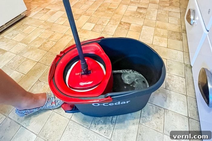 We Tested the Viral O-Cedar Spin Mop Does It Live Up to the Hype 2 O Cedar Spin Mop