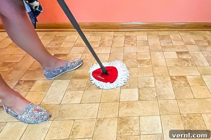 We Tested the Viral O-Cedar Spin Mop Does It Live Up to the Hype 3 O Cedar Spin Mop