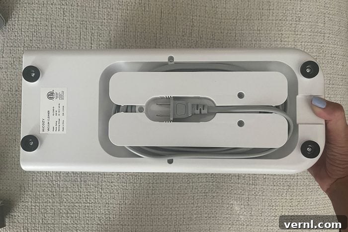 We Tested This Dog Grooming Vacuum on All Fur Types 6 Cord Storage space