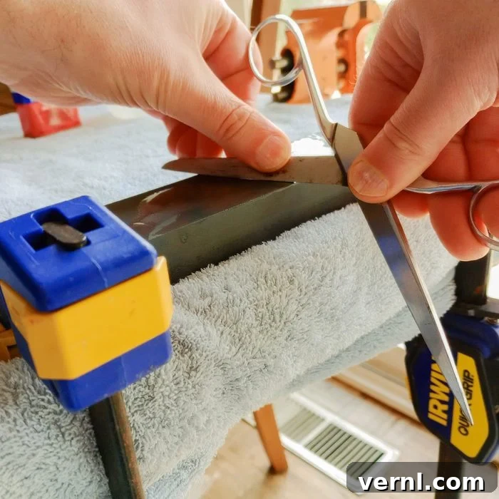 Get Your Scissors Razor Sharp 3 Using A Bench Whetstone