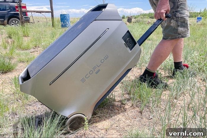 EcoFlow Delta Pro 3: Full Home Power, Our Verdict 3 Ecoflow Delta stow-able pull handle