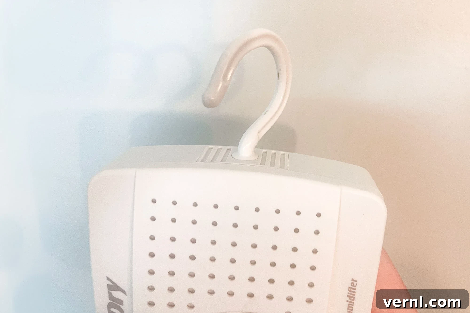 30,000+ Users' Secret Weapon: The Eva-Dry Mini Dehumidifier for Musty Closets 5 Eva Dry Mini Dehumidifier
