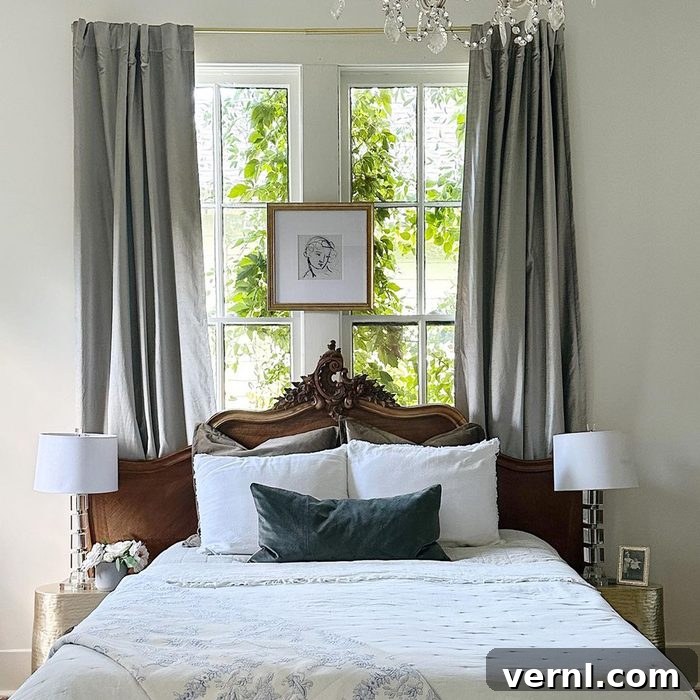 Optimizing Your Bedroom Window Bed Placement 3 Achieving Balance: Decorate Around Your Bed in Front of a Window. Design by Molly Hannah.