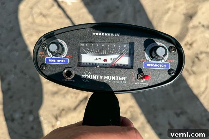 Bounty Hunter The Expert Approved Starter Metal Detector 4 Bounty Hunter Tk4 Tracker Iv Metal Detector analog interface