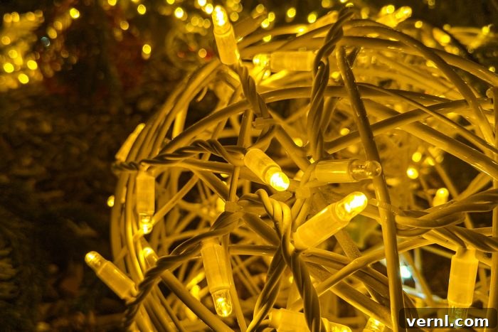 Bright Lights, Big Bill: Understanding Holiday Energy Costs 2 How Much Electricity Will My Holiday Decorations Use Cost Gettyimages 2172168793