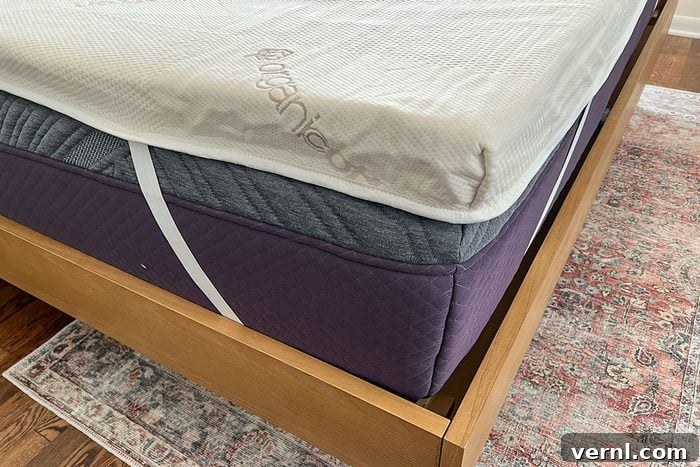 Saatva Graphite Mattress Topper