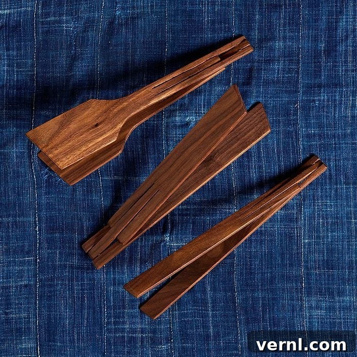 Littlewoodchucks Tongs Withbackground