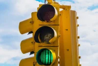 What the Lines on Traffic Signals Mean and Why They Matter