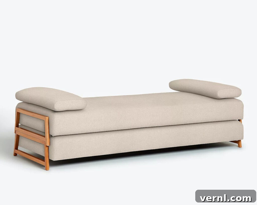 10 Stylish Daybeds to Transform Your Living Space 3 img 817 3