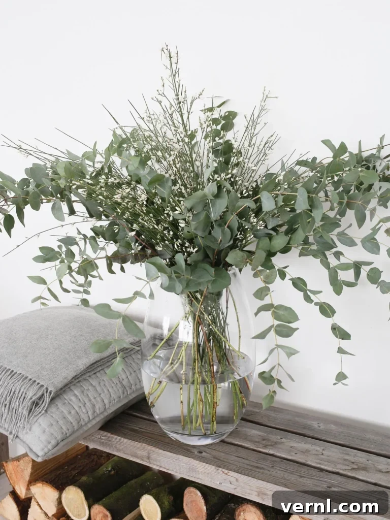 Choose the Right Vase for Your Flowers: Shape, Size & Style 5 img 825 4